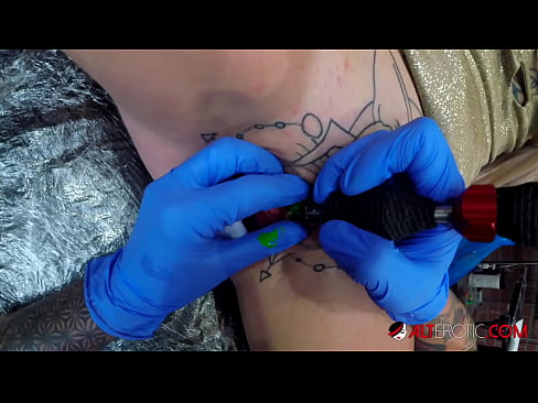 ❤️ Sully Savage oo aad u tattooed ayaa Kintirkeeda ku sawirtay tattoo ️  %so.taxiporec.top ❌️